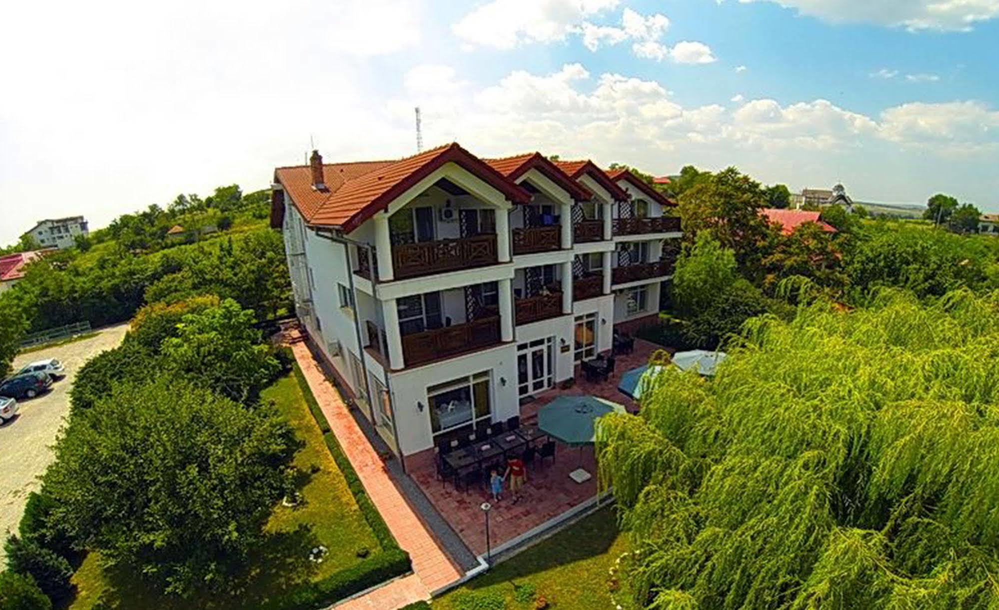 韦尔斯酒店 Băltenii de Sus 外观 照片